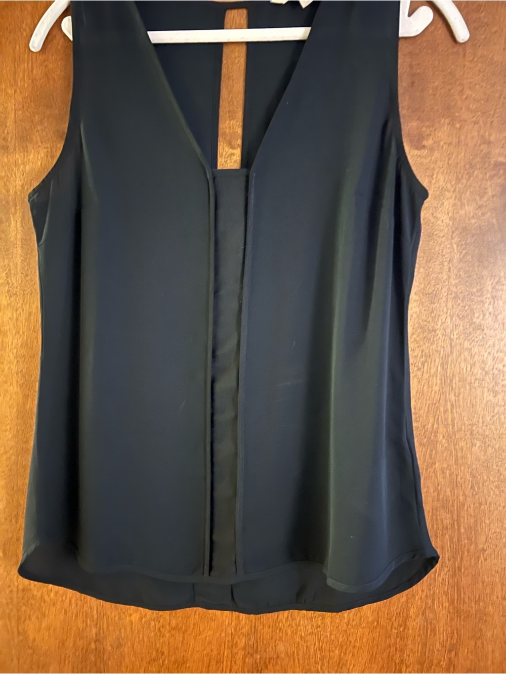 Banana Republic Black V-Neck Sleeveless Tank Top